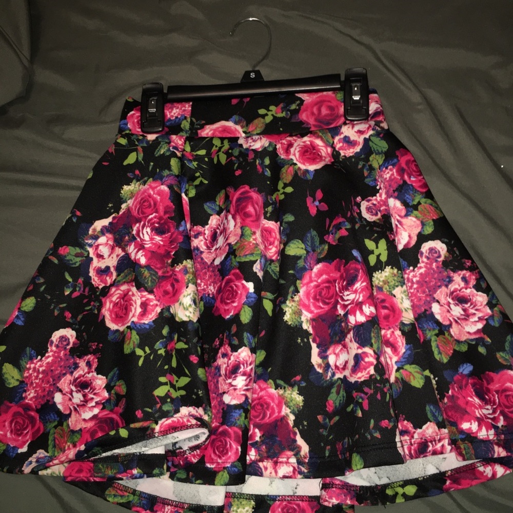 Charlotte Russe floral skater skirt
